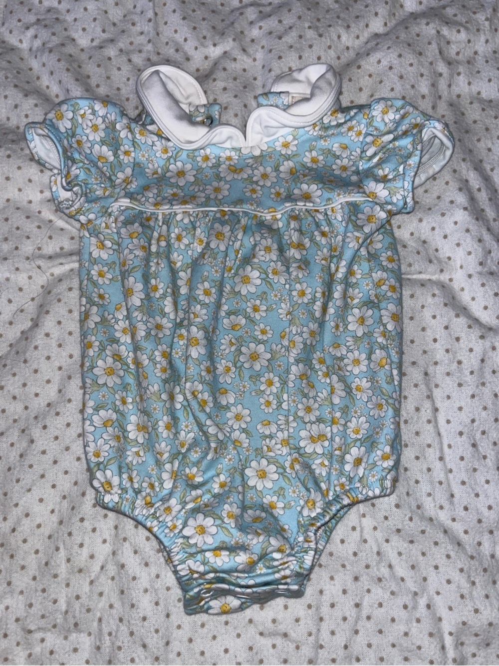 Baby club chic Daisy Print Ruffle One-Piece Bodysuit in Light Blue